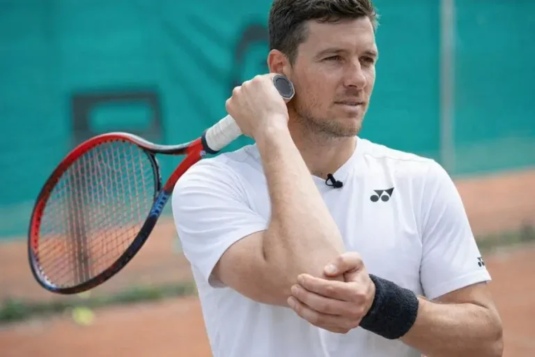 7 Best Tennis Rackets for Tennis Elbow