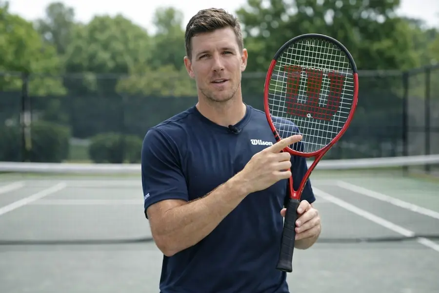 7 Best Tennis Rackets for Tennis Elbow 2026: Recommended & Tested Wilson Clash 100 Pro v2 Tennis Racket